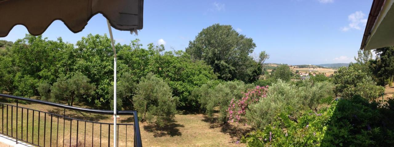 Secluded 1.8 Acre Garden Villa, For Exclusive Use With Stunning Views. Каландра Экстерьер фото